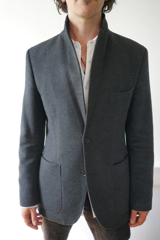 Men's Cashmere Blazer - Image 4
