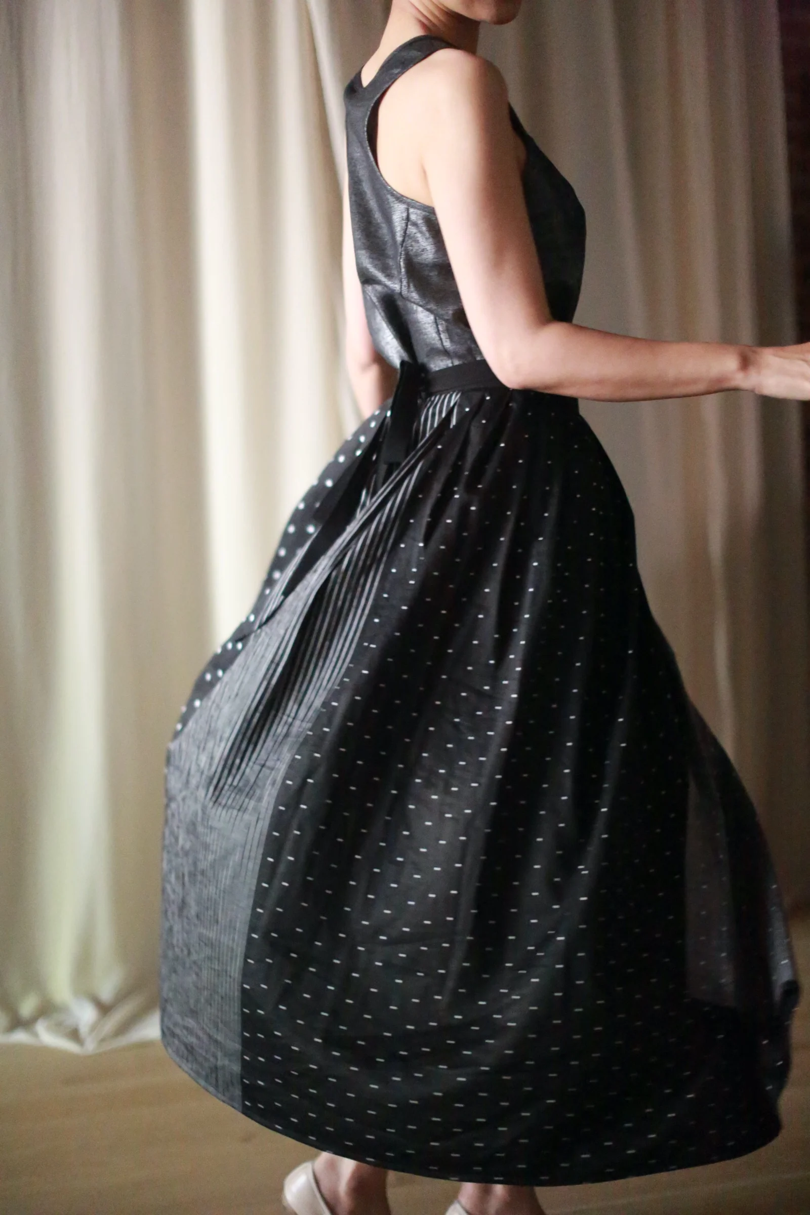 Smoke Linen Tank - Image 6